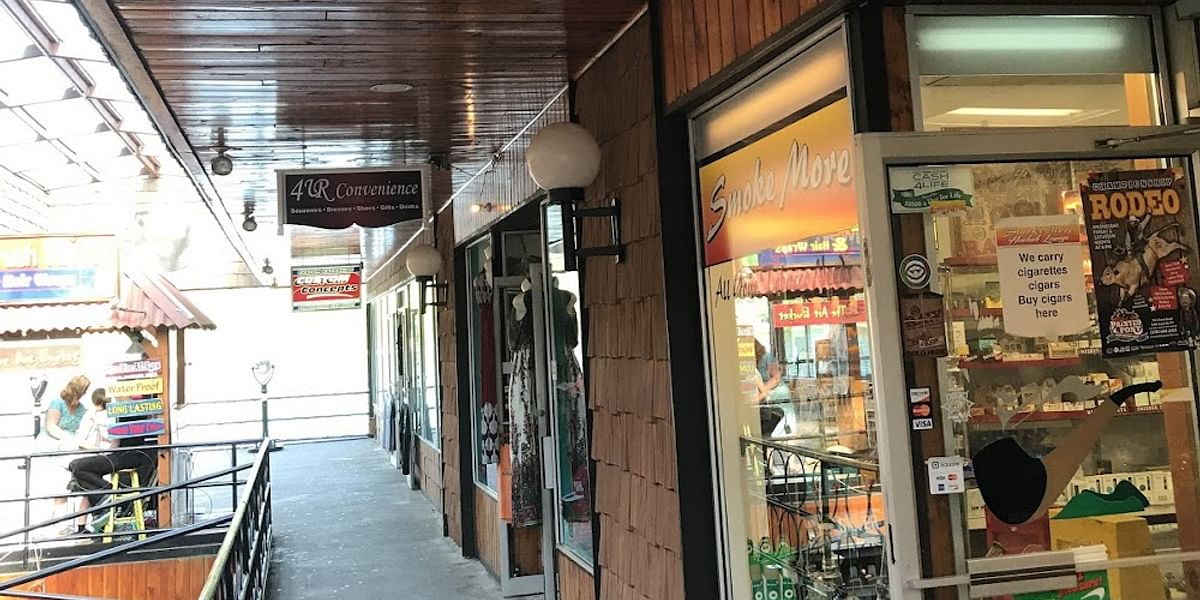 Vape More Tobacco store/ Cigar/Hookah lounge/Vape/Cbd Lake