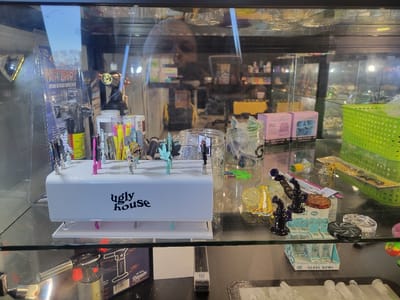 Vape N Juice / CBD HQ