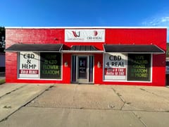 Vaporworld & CBD 4 Real NewTowne SQ