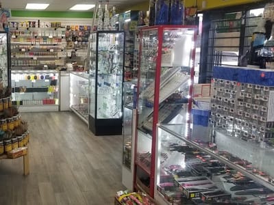 VIP VAPE/SMOKE SHOP