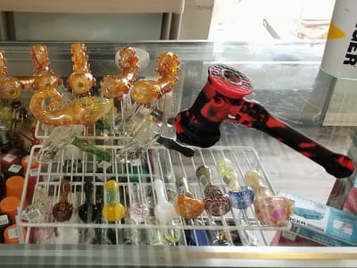 Vito's CBD Kratom & Delta-8 THC