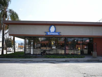 Windjammer Smoke and Gift Shop