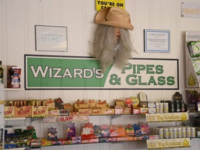 Wizard's Pipes and Glass