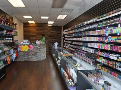 Wizards Vapor Bar & CBD Shop