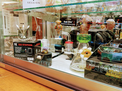 Wonderland Smoke Shop