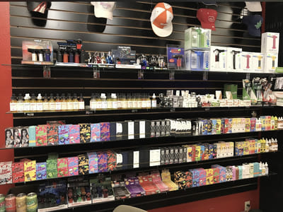 WORLD OF SMOKE | Vape | CBD | Disposables | Hookah | Kratom | ELF BAR | FLUM | GLASS | TORCHES AND MORE!