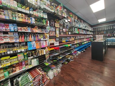 XOXO tobacco Cbd and vape