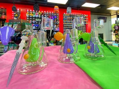 Xpress Smoke Shop, Vape Shop, CBD, Kratom, Delta 8 THC, & Hookahs!